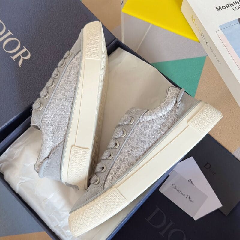 Dior B33 Gray Oblique Jacquard