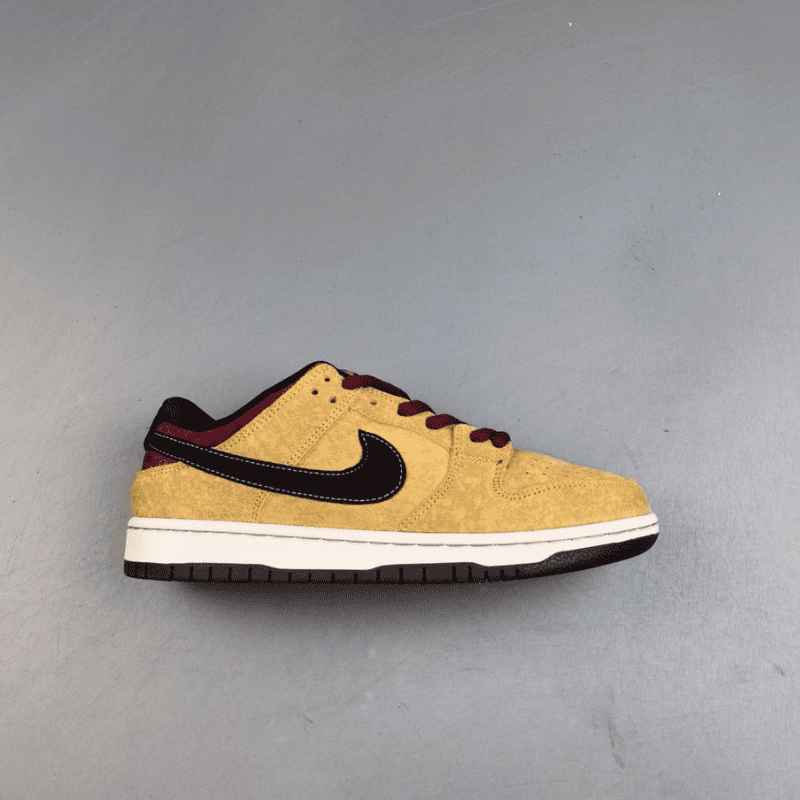 Nike SB Dunk Low City of Cinema