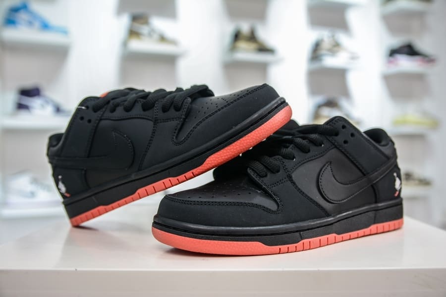 Nike Dunk Low Black Pigeon