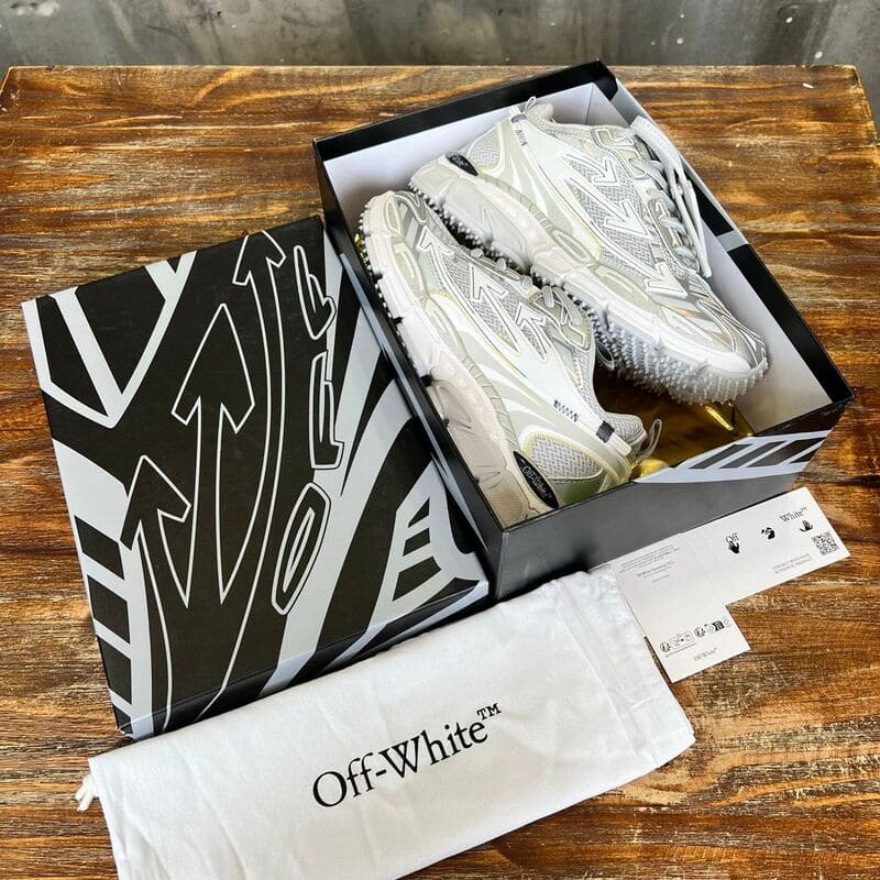 Off-White Be Right Back Grey Silver