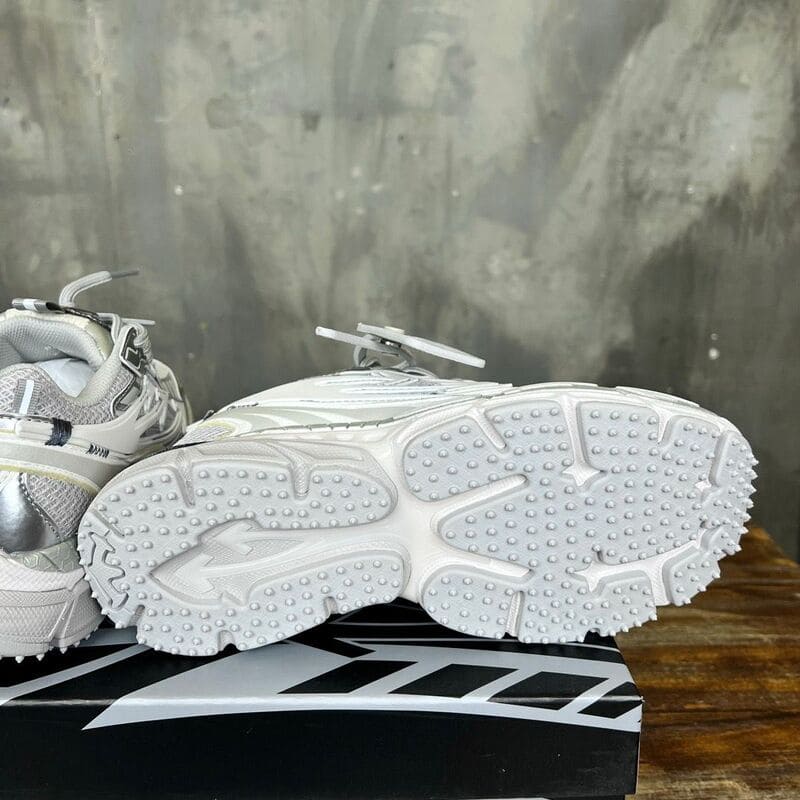 Off-White Be Right Back Grey Silver