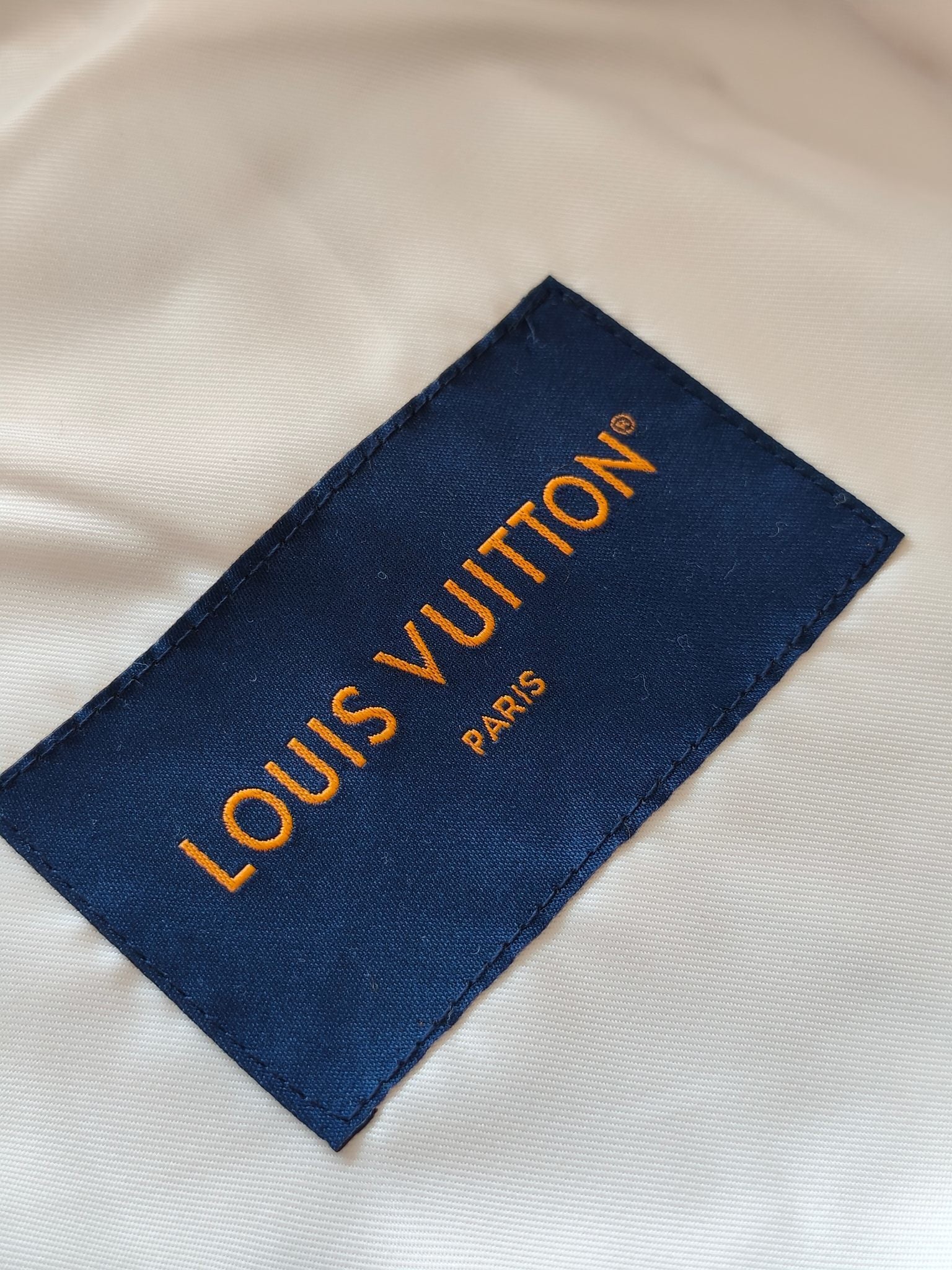 Jaqueta Louis Vuitton BugBunny